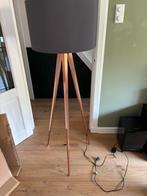 Zuiver tripod vloerlamp, Huis en Inrichting, Lampen | Vloerlampen, Ophalen, 150 tot 200 cm