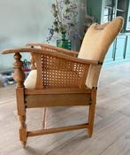 Vintage fauteuil met rieten details, Ophalen, Minder dan 50 cm, Gebruikt, Minder dan 75 cm