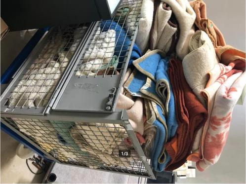 wollen dekens voor zweethut of andere solemio sole mio, Huis en Inrichting, Woonaccessoires | Plaids en Woondekens, Ophalen