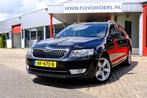 Skoda Octavia Combi 1.6 TDI Greentech Ambition Aut Pano |Nav, Auto's, Skoda, Stoelverwarming, Gebruikt, Euro 6, 4 cilinders