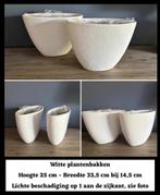 Bloembakken: 1 grote en 2 kleinere, Kunststof, Rond, Ophalen of Verzenden, Zo goed als nieuw