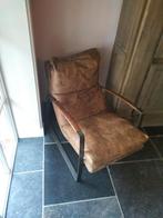 Echt lederen fauteuil met stalen poten country life style., Huis en Inrichting, Ophalen of Verzenden, Zo goed als nieuw, Country, landelijk, strak