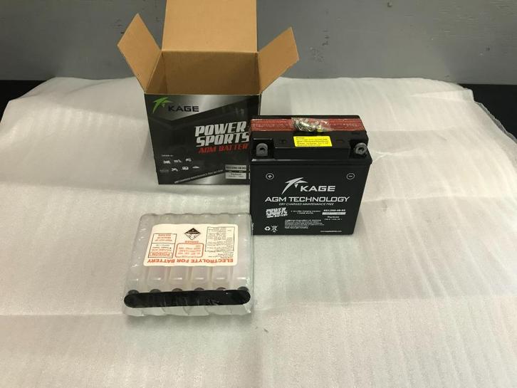 Vespa LX, S en LXV accu Kage kg12n9-4b-bs / yb9-b., Fietsen en Brommers, Brommeronderdelen | Scooters, Nieuw, Vespa, Overige typen