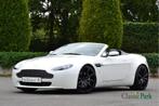 Aston Martin V8 Vantage Roadster (bj 2007), Achterwielaandrijving, Cabriolet, Wit, Leder