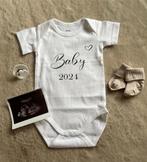 Romper Baby 2025 | Zwangerschaps bekendmaking, Ophalen of Verzenden, Nieuw, Jongetje of Meisje, Nacht- of Onderkleding