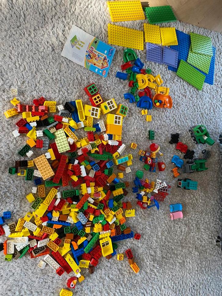 Veel Duplo figuren, peppa pig, knikker, Speelkleed & Extra's, Kinderen en Baby's, Speelgoed | Duplo en Lego, Gebruikt, Duplo, Losse stenen