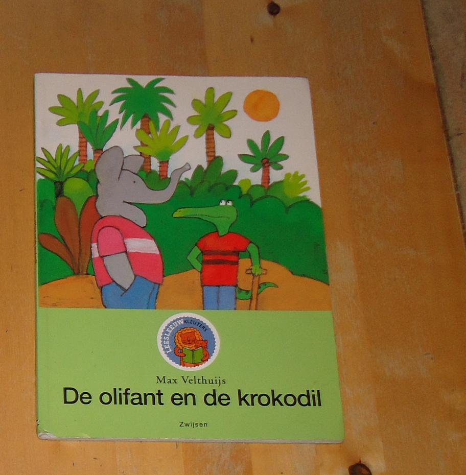 De olifant en de krokodil door Max Velthuijs (C), Gelezen, Fictie algemeen, Max Velthuijs, Jongen of Meisje