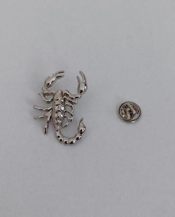 Schorpioen broche beschikbaar voor biedingen