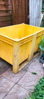 Hooi bak, Dieren en Toebehoren