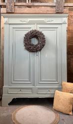 Ruime voorraadkast/ kledingkast/ halkast / babykamer, Huis en Inrichting, Kasten | Overige, Ophalen, Zo goed als nieuw