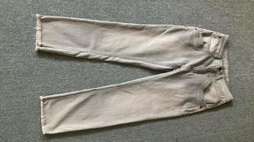 Jeans van Gina denim beschikbaar voor biedingen