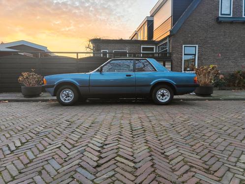 Ford Taunus tc3 sedan / 2 deurs / 1982 / 2 liter!, Auto's, Toyota, Particulier, Corolla, Radio, Trekhaak, USB, Benzine, C, Sedan