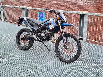Derbi Senda Xtreme 2017 custom drd schakelbrommer sm 50 beta beschikbaar voor biedingen