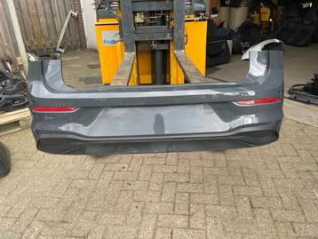 BUMPER ACHTER Volkswagen Golf VIII (CD1) (5H6807421) beschikbaar voor biedingen