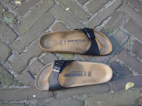 GRATIS VERZENDEN ZWARTE LEREN MADRID BIRKENSTOCKS MT 38, Kleding | Dames, Schoenen, Nieuw, Slippers, Zwart, Verzenden