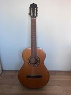 Gitaar met nieuwe snaren, Muziek en Instrumenten, Snaarinstrumenten | Gitaren | Akoestisch, Ophalen, Gebruikt, Klassieke of Spaanse gitaar