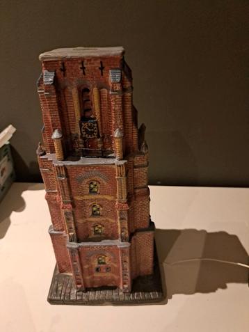 Dickensville Oldehove Toren Kersthuisje beschikbaar voor biedingen