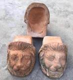 Diverse terracotta pootjes voor de terracotta bloempotten, 40 cm of meer, Zo goed als nieuw, Overige vormen, Terracotta