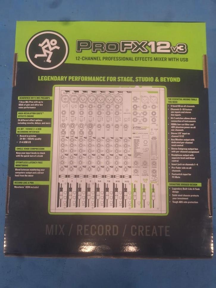 Mackie ProFX12v3 Mixer - Nieuw in Doos!, Muziek en Instrumenten, Mengpanelen, Zo goed als nieuw, 5 tot 10 kanalen, Microfooningang