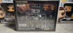 1:64 Porsche 977 Liberty Walk Auto Salon diorama Inno64, Hobby en Vrije tijd, Modelauto's | Overige schalen, Ophalen of Verzenden