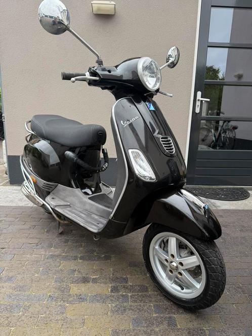 ⭐️Vespa lx 50cc 4t Brom Carburateur 4097 kilometer⭐️, Fietsen en Brommers, Brommers | Vespa, Ophalen