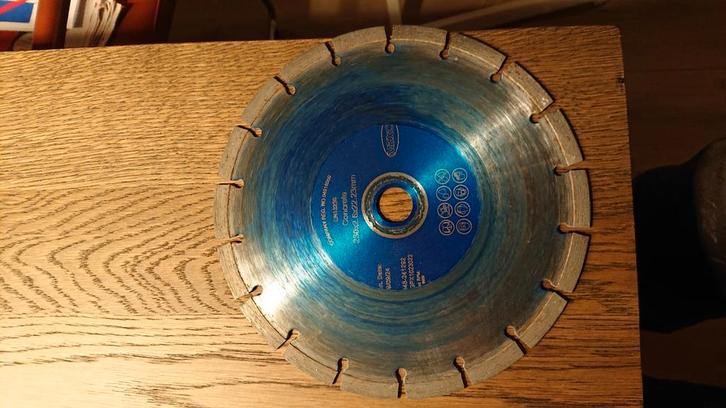 Diamantzaagblad /diamant doorslijpschijf 230 mm voor beton, Doe-het-zelf en Verbouw, Gereedschap | Slijpmachines, Zo goed als nieuw