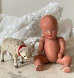 Brocante oud klein popje ( 10,5 cm ), Antiek en Kunst, Curiosa en Brocante, Verzenden