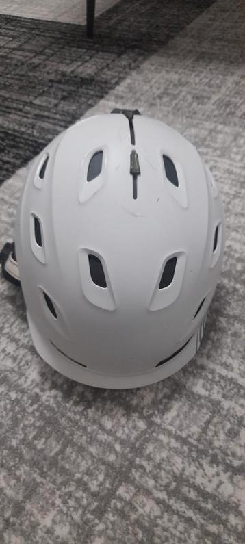 Skihelm maat M 55/59 beschikbaar voor biedingen