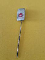 Sp 1585 Vintage HAK Speldje, Verzamelen, Speldjes, Pins en Buttons, Ophalen of Verzenden, Gebruikt, Merk, Speldje of Pin