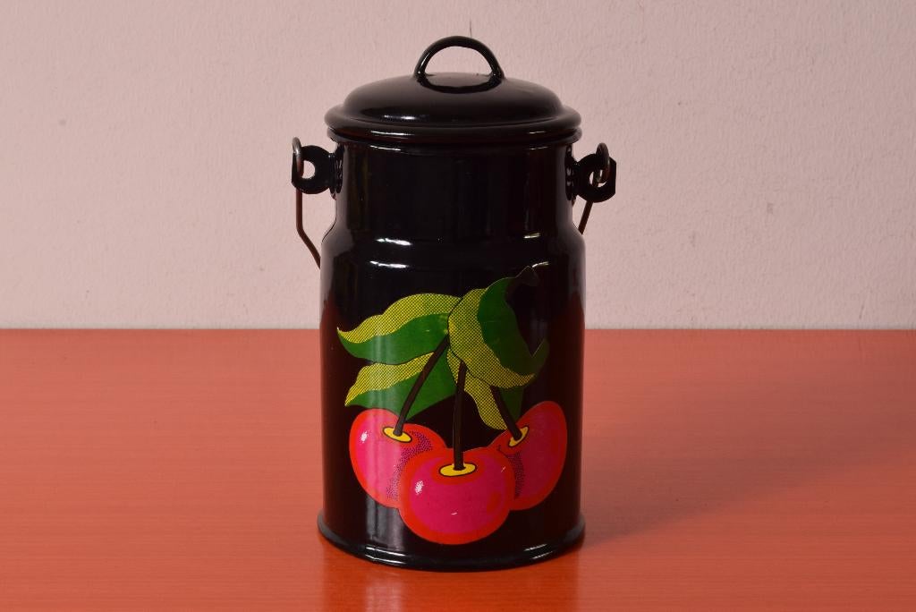 Retro vintage emaille melkbusje met funky fruitdecor, Ophalen of Verzenden