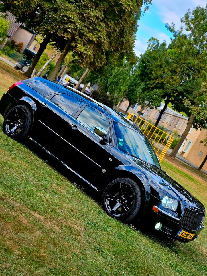 Chrysler 300C 3.0 CRD V6 Touring AUT 2007 Zwart, Auto's, Chrysler, Bedrijf, 300C, Diesel, E, Stationwagon, Automaat, Origineel Nederlands