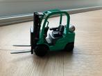 Mitsubishi 25 heftruck schaal 1:25, Hobby en Vrije tijd, Ophalen of Verzenden, Zo goed als nieuw, Overige typen, Overige merken