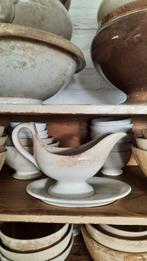 Antieke beboterde sauskom Petrus Regout (nuzzelspul), Antiek en Kunst, Ophalen of Verzenden