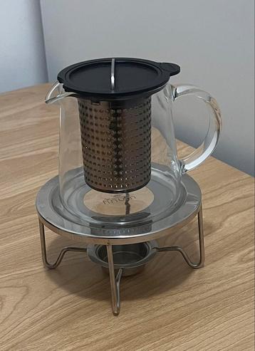 Finum Theepot met Filter & Theelichtverwarmer beschikbaar voor biedingen