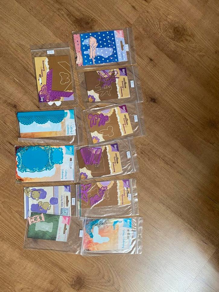 Snijmallen Joy Crafts, Hobby en Vrije tijd, Kaarten | Zelf maken, Zo goed als nieuw, Pons of Mal, Overige thema's, Ophalen