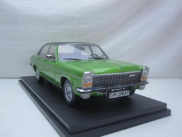 Opel Diplomat V8 1972 1:18 MCG