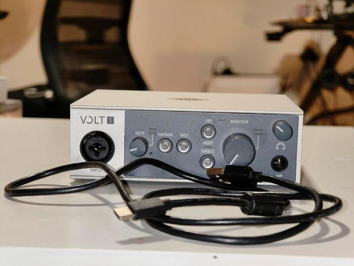 UAD Volt 1 Audio Interface - Perfecte Staat!, Muziek en Instrumenten, Mengpanelen, Zo goed als nieuw, Minder dan 5 kanalen, Microfooningang