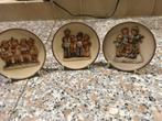 Te koop 3 bordjes van Hummel, Verzamelen, Beelden en Beeldjes, Ophalen of Verzenden, Zo goed als nieuw, Hummel
