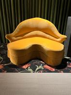 Brocante vintage design hoekbank zeer exclusief, Huis en Inrichting, Banken | Sofa's en Chaises Longues, Ophalen, Design vintage brocante