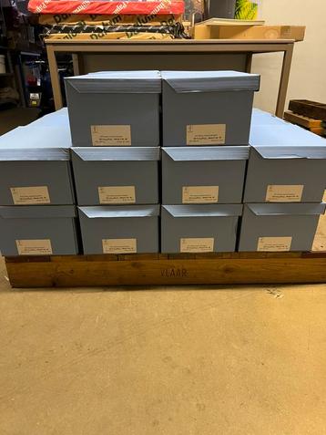 14.000 Venster Enveloppen met Strip 22x15,6 Plakt niet 100% beschikbaar voor biedingen