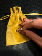 Vintage ring met diamanten en robijn, Sieraden, Tassen en Uiterlijk, Ringen, Ophalen of Verzenden, Dame, Kleiner dan 17, Zo goed als nieuw