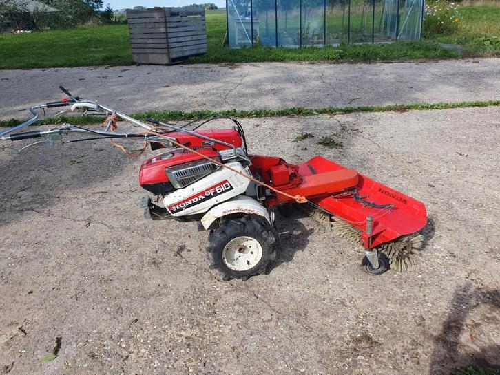 Honda F610 frees met rolbezem veegmachine, Tuin en Terras, Veegmachines, Gebruikt, Ophalen