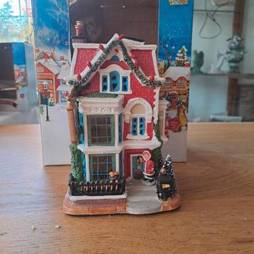 Prachtig kersthuis Dickensville beschikbaar voor biedingen