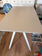 Ikea bureau beige/wit Trotten, Ophalen, 100 tot 150 cm, 50 tot 100 cm, Zo goed als nieuw