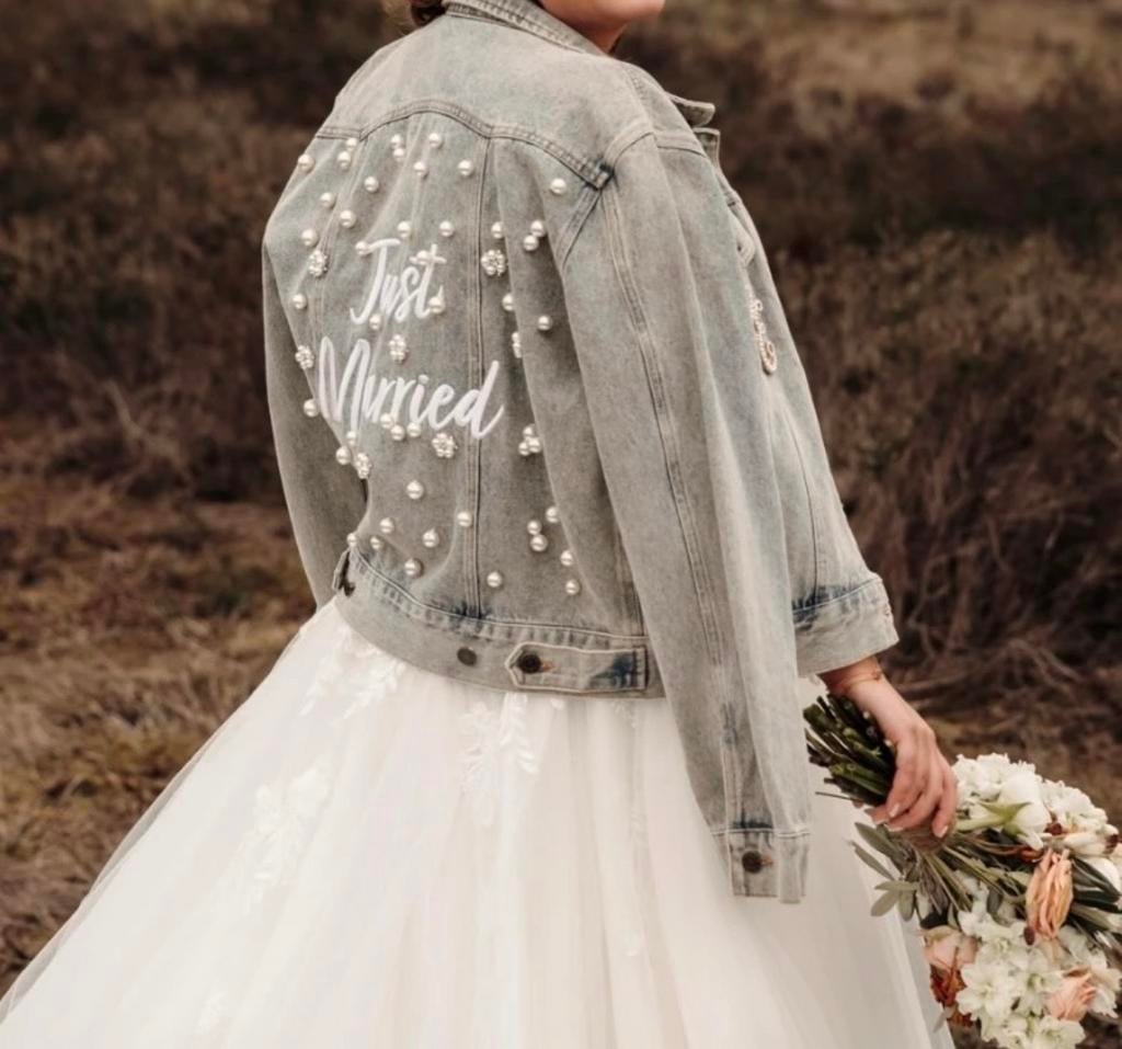 Limited Edition 'Just Married' Lovers Society / trouwjasje, Kleding | Dames, Maat 38/40 (M), Blauw, Ophalen of Verzenden, Zo goed als nieuw