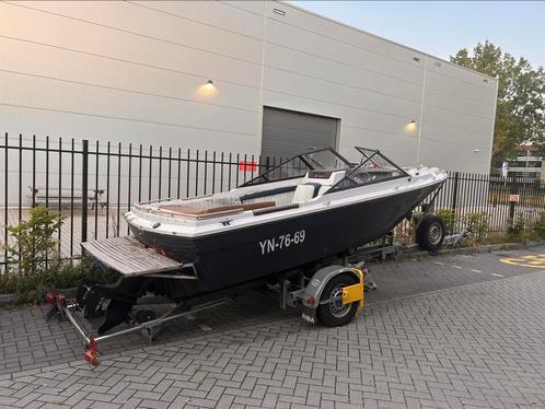 Bayliner Mutiny incl RIBA trailer, Watersport en Boten, Speedboten, Zo goed als nieuw, 3 tot 6 meter, Benzine, Polyester, Buitenboordmotor