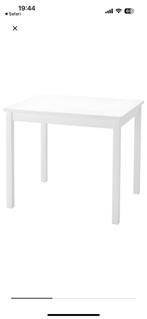 3 kinderstoeltjes met tafel, Kinderen en Baby's, Kinderkamer | Tafels en Stoelen, Ophalen, Zo goed als nieuw, Tafel(s) en Stoel(en)