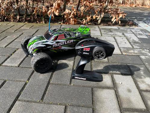 Traxxas rustler 2wd, Hobby en Vrije tijd, Modelbouw | Radiografisch | Auto's, Zo goed als nieuw, Auto offroad, Elektro, RTR (Ready to Run)