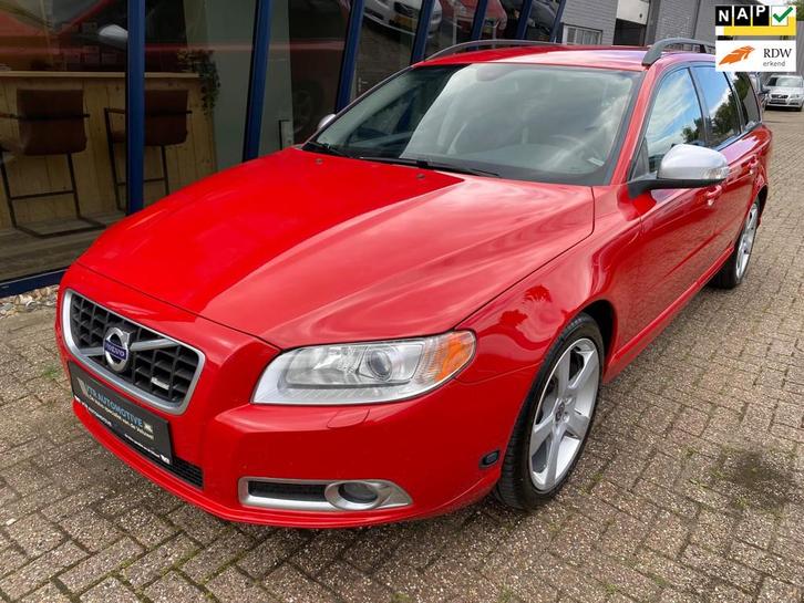 Volvo V70 2.5FT R-Design 230PK LEER / XENON / YOUNGTIMER, Auto's, Volvo, Bedrijf, Te koop, V70, ABS, Airbags, Airconditioning