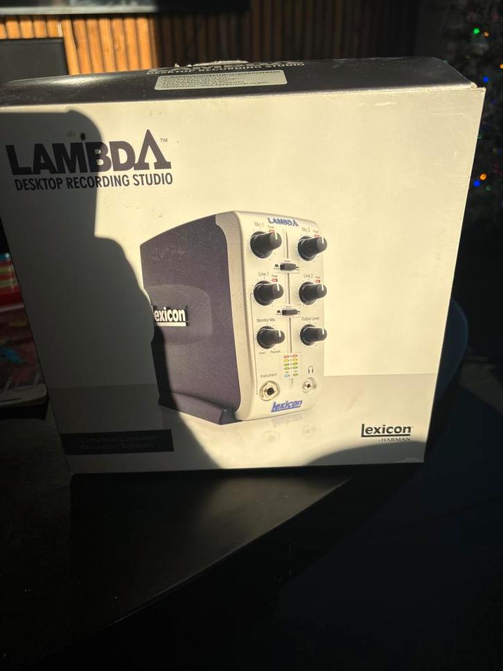 Lexicon Lambda Desktop Recording Studio, Muziek en Instrumenten, Mengpanelen, Zo goed als nieuw, Minder dan 5 kanalen, Microfooningang